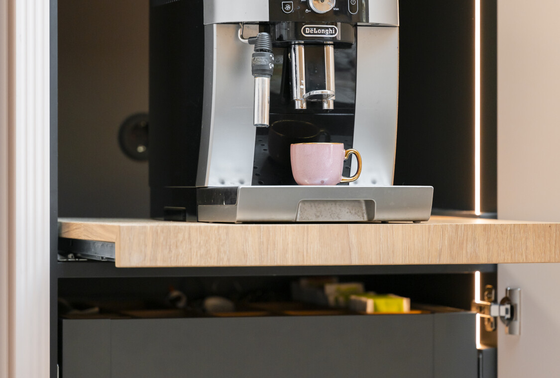 Planklade met koffienis